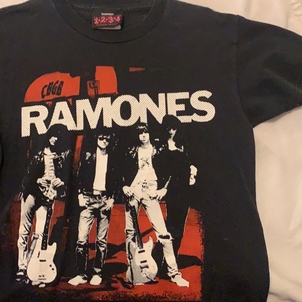 Ramones semi cropped graphic t-shirt